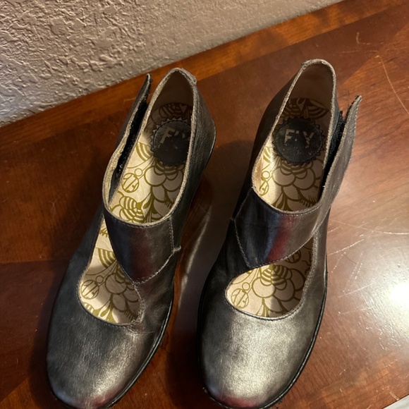 Fly London Wedge leather pumps - Picture 7 of 7